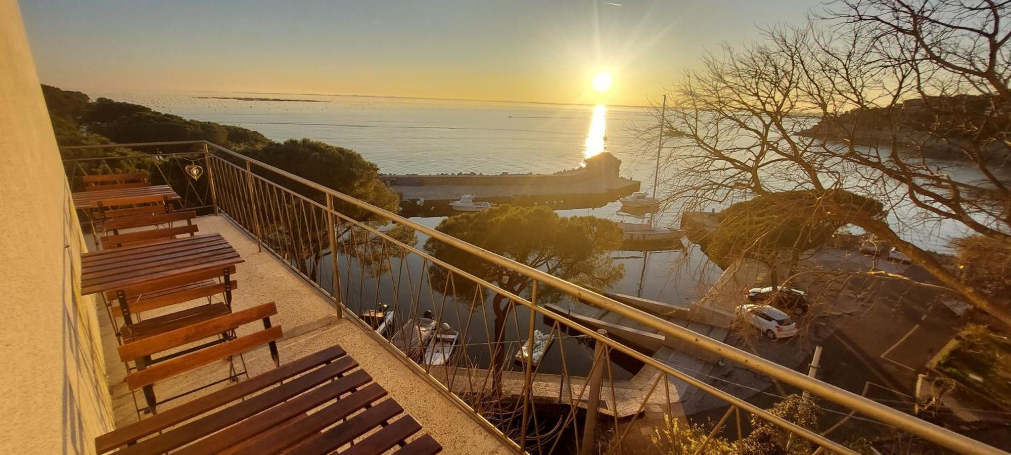 Villa Mira Bed And Breakfast Duino Dış mekan fotoğraf
